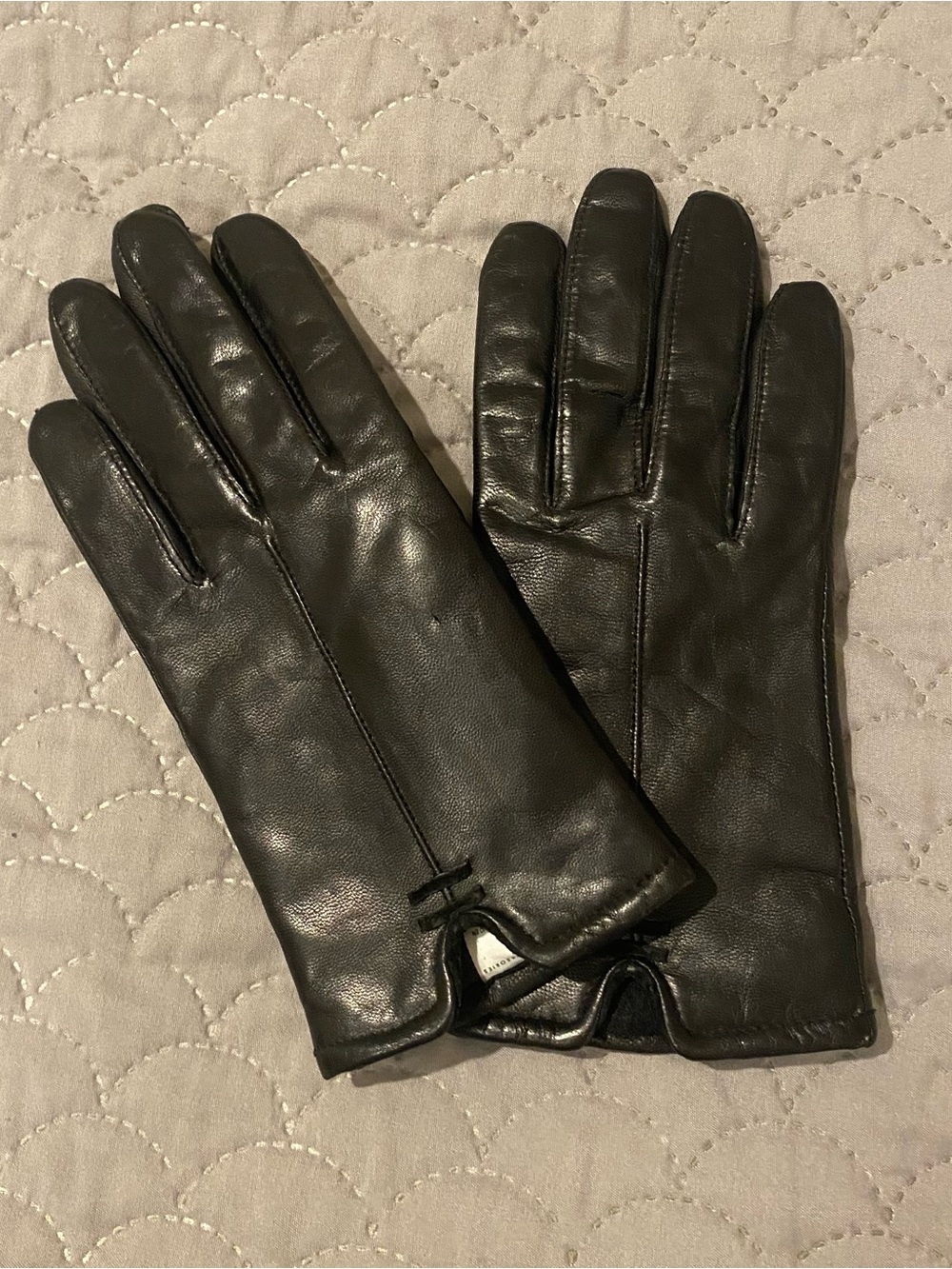 3M Thinsulate Black Leather Womenโs Gloves Size M